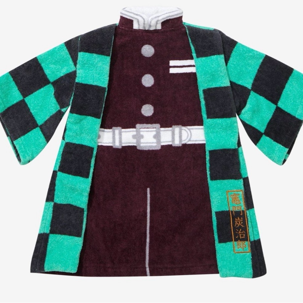 Demon Slayer: Kimetsu No Yaiba Tanjiro
Uniform Mini Towel